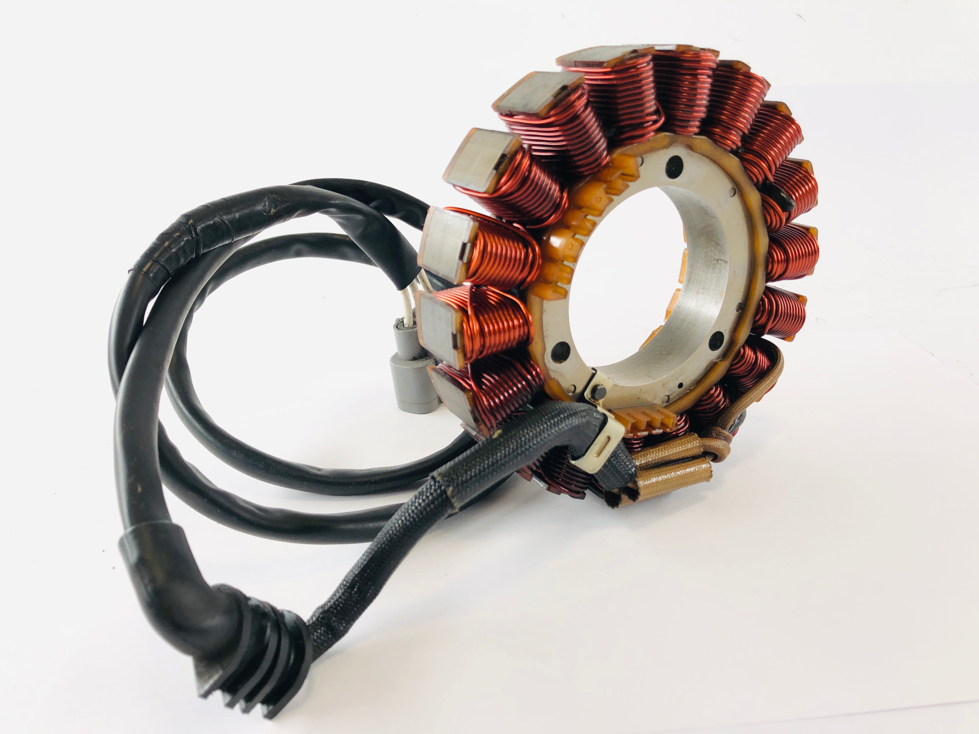 Yamaha XT 1200 Z Super Tenere DP01 [2012] - Stator de alternador