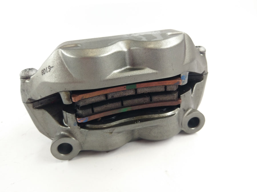 Husqvarna 701 Vitpilen [2018]  - 前面的制动卡钳