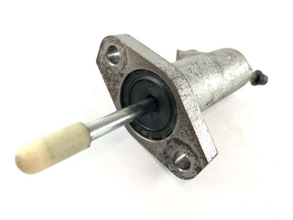 BMW M 535i E28 [1986]  - 耦合缸缸