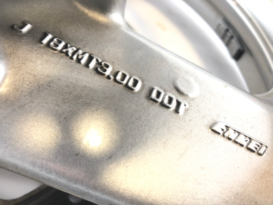 Honda ST 1100 SC26 PAN European [1990] - Etupyörän reunan ja jarrulevit