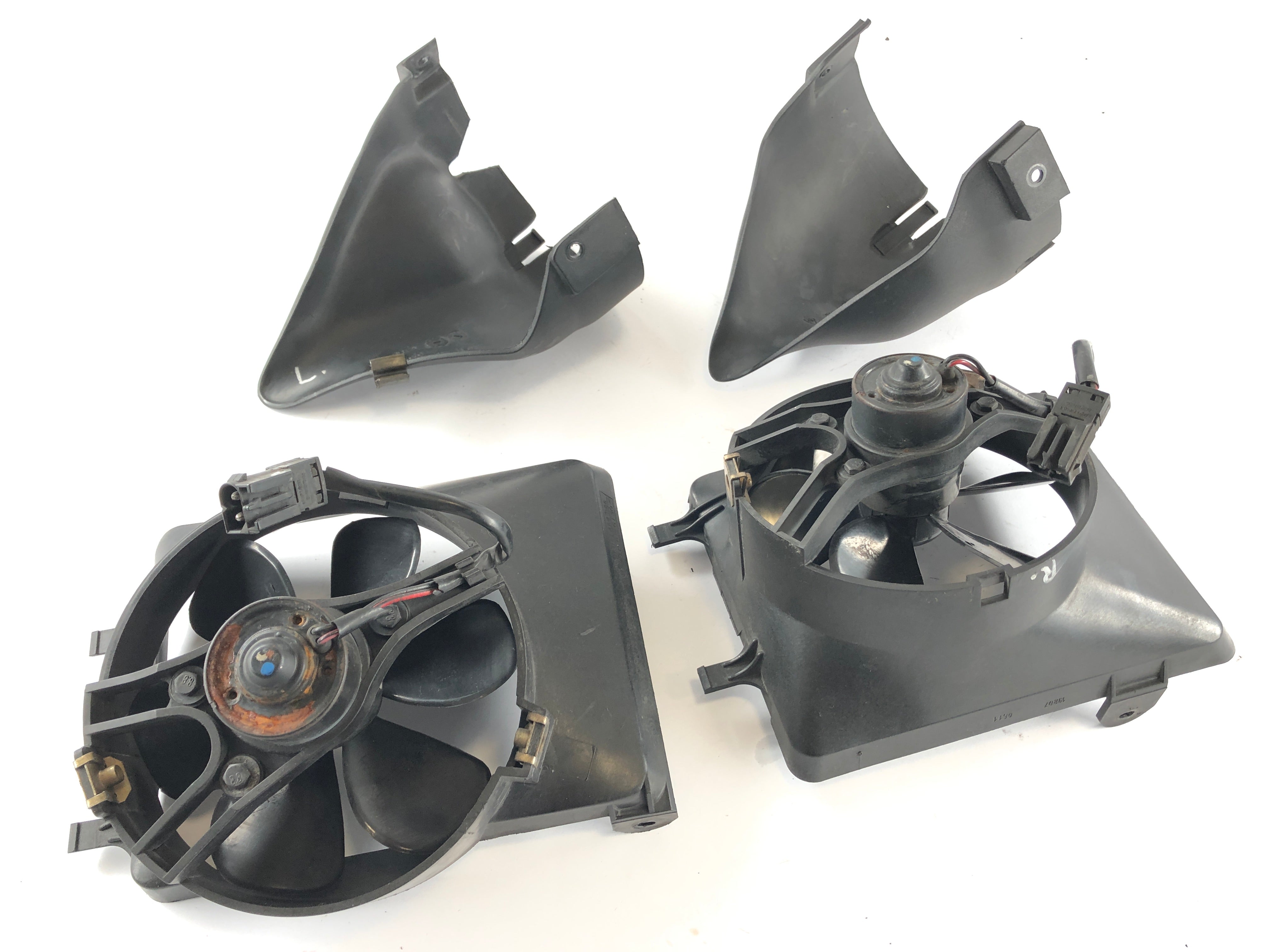 BMW K 1200 RS [2001] - Radiator fan with funnel left and right set