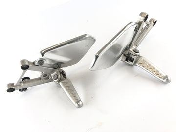 Aprilia Mille RSV 1000 ME [1999] - Afiliação do motorista de apoio para os pés