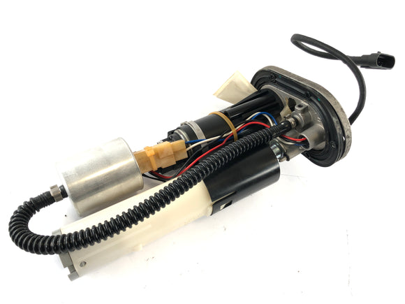 Moto Guzzi Stelvio 1200 8V [2011] - benzínová čerpadlo