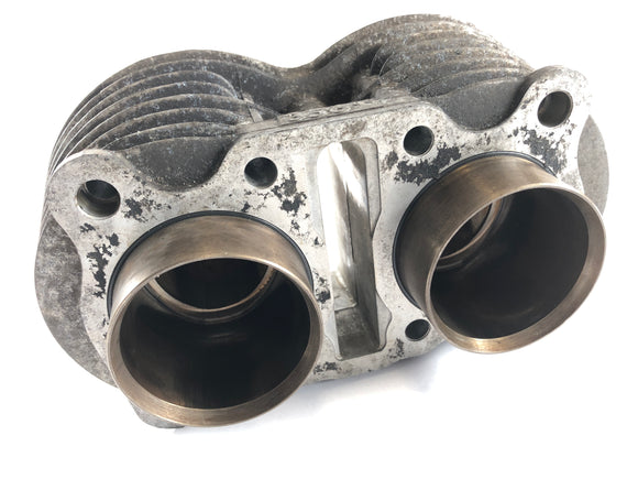 Honda CJ 360 T [1980] - sylinteri männillä