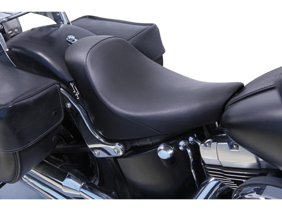 Harley Davidson FLSTF [2014-2017] – MINIMALIST Solo Vinyl Sitz Schwarz Vinyl