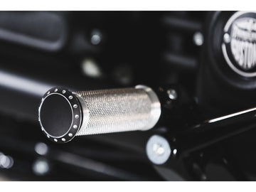 Harley Davidson Softail [2018-2025] -Basiska fotstöd för förare - 0