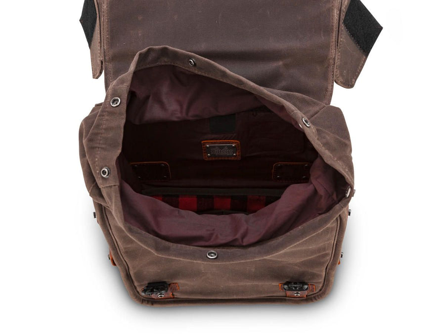 Harley Davidson-Voyager -lattia-Satta Pocks Dark Oak