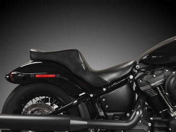 Harley Davidson FXBR [2023-2025] -CHerokee-istuin sileä musta vinyyli - 0