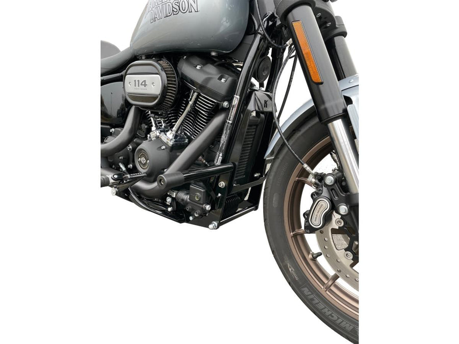 Harley Davidson FLSL [2018-2021] – Club stílusú motorvédő M8 Softailhez