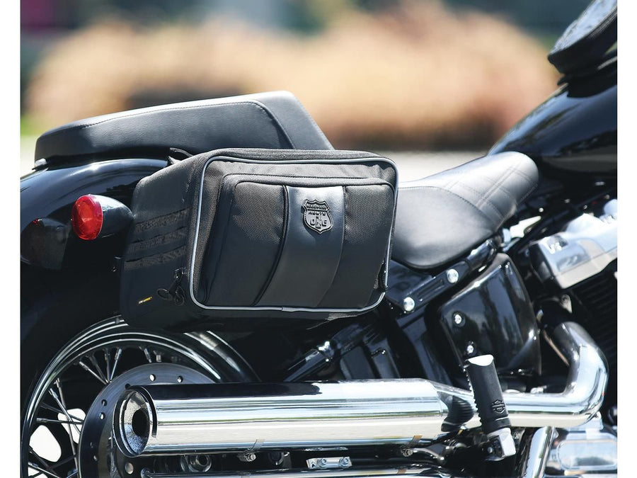 Harley Davidson Softail [2000-2017] – Route 1 Road Trip Saddlebags Black