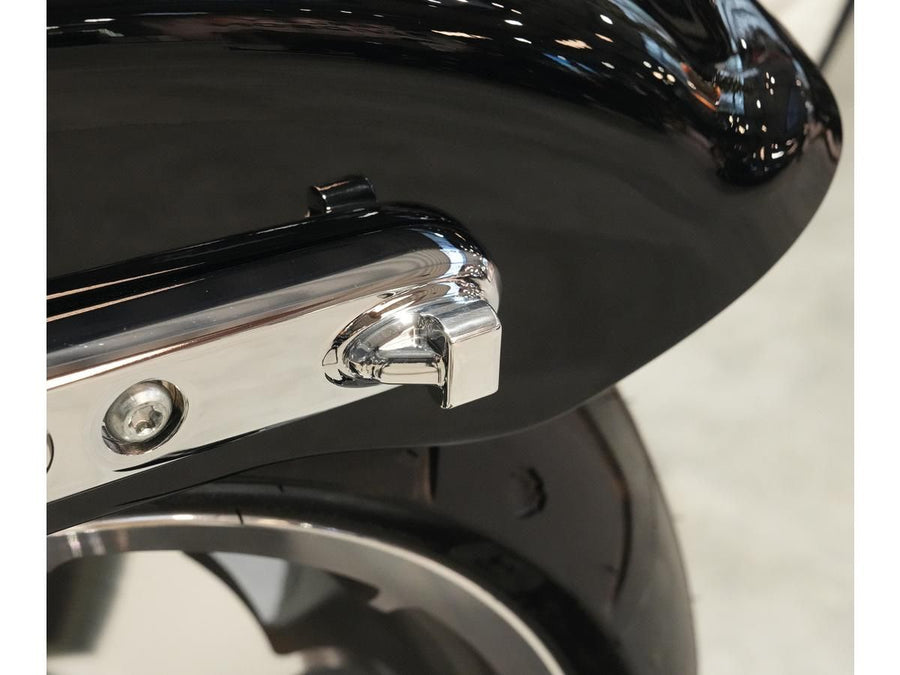 Harley Davidson FXLR [2018-2020] – Strebenstreifen LED Blinker/Rücklicht/Bremslicht