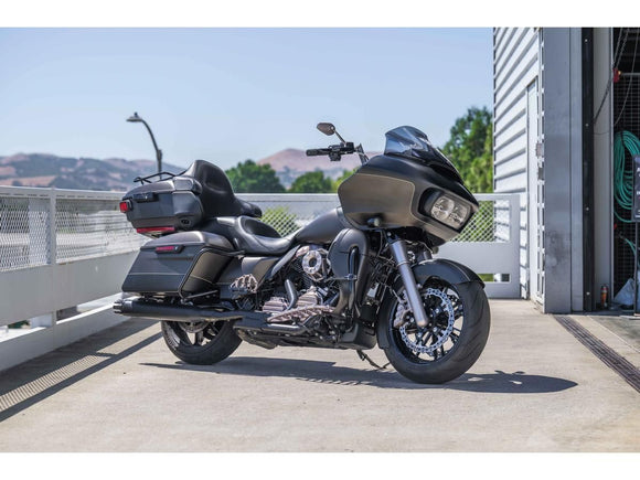 Harley Davidson fored Autobahn Rasten -hallinnot, mukaan lukien Arlen Ness