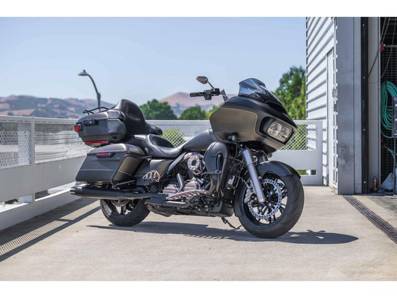 Harley Davidson fored Autobahn Rasten -hallinnot, mukaan lukien Arlen Ness