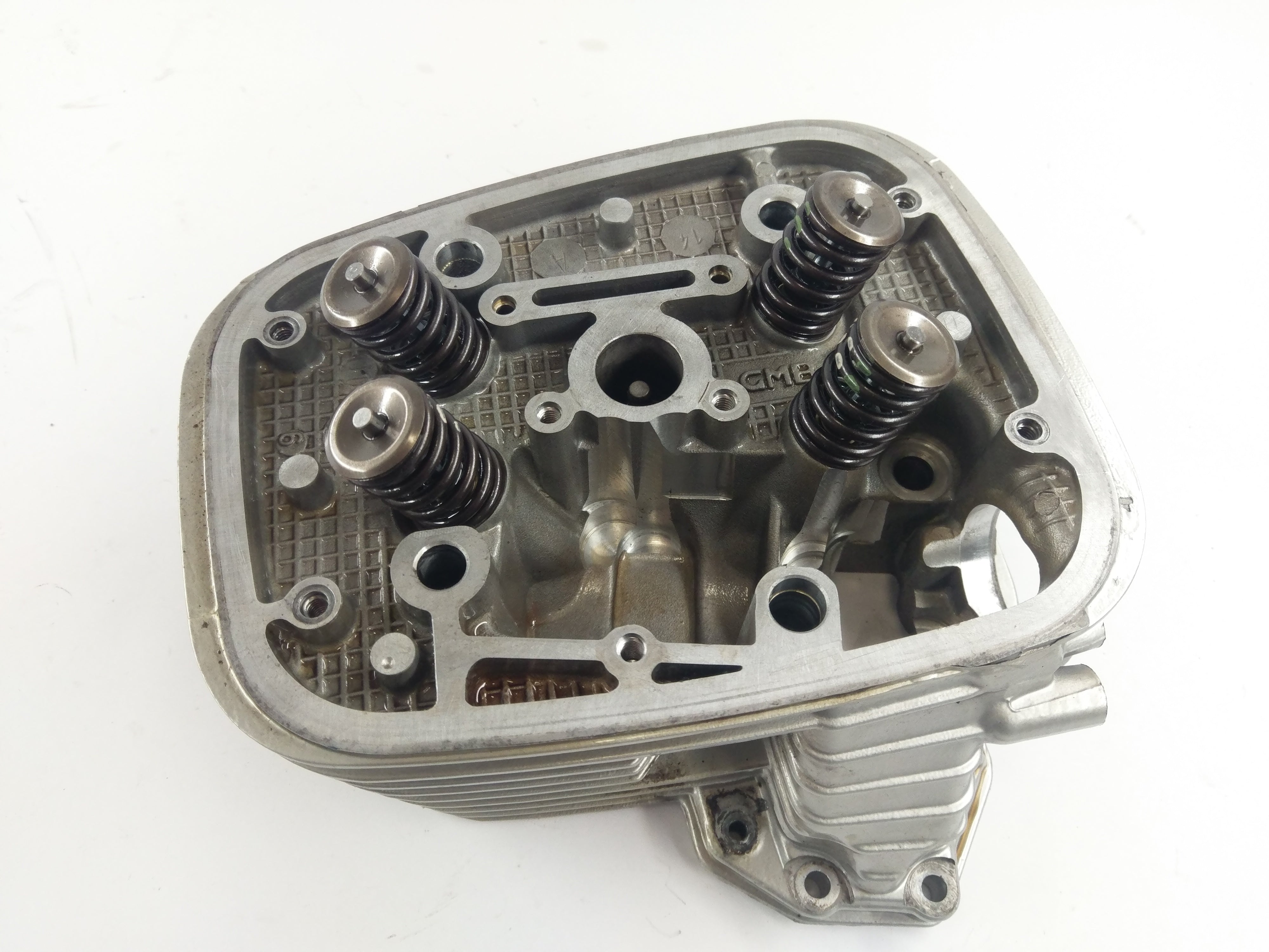 BMW R 1150 R R21 [2001] - Cylinder head