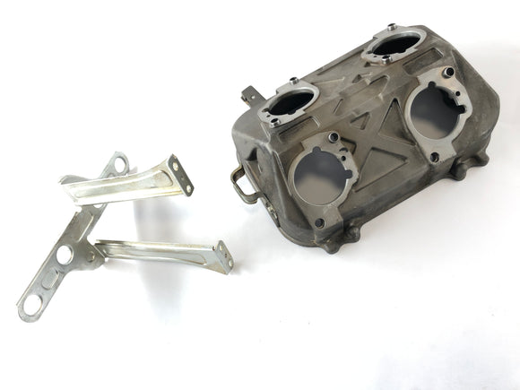 Honda ST 1100 SC26 PAN Europeaan [1990] - Luchtverzamelaarskruising