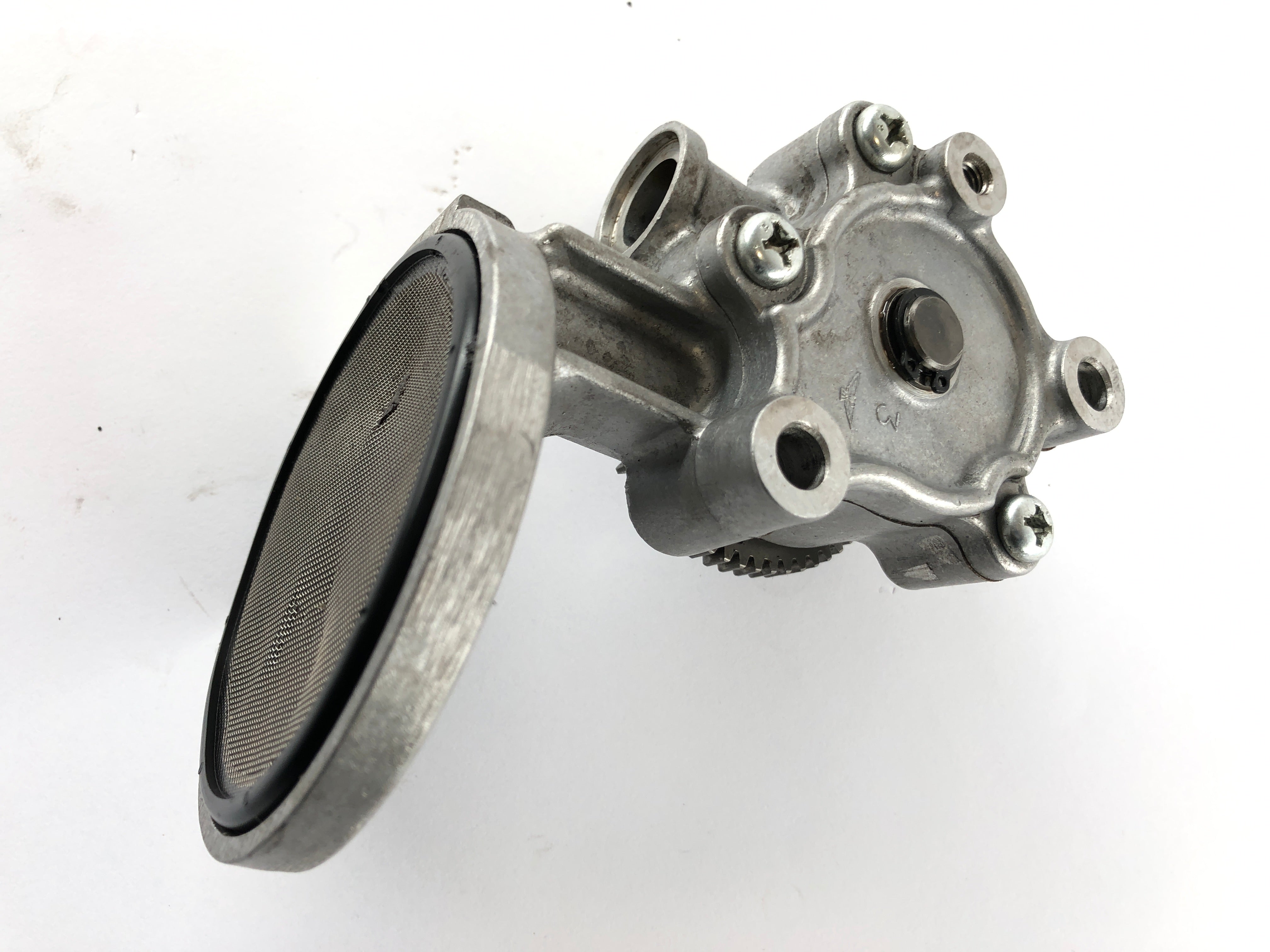 Kawasaki Zephyr 750 ZR750C [1991] - Oil pump with oil strainer