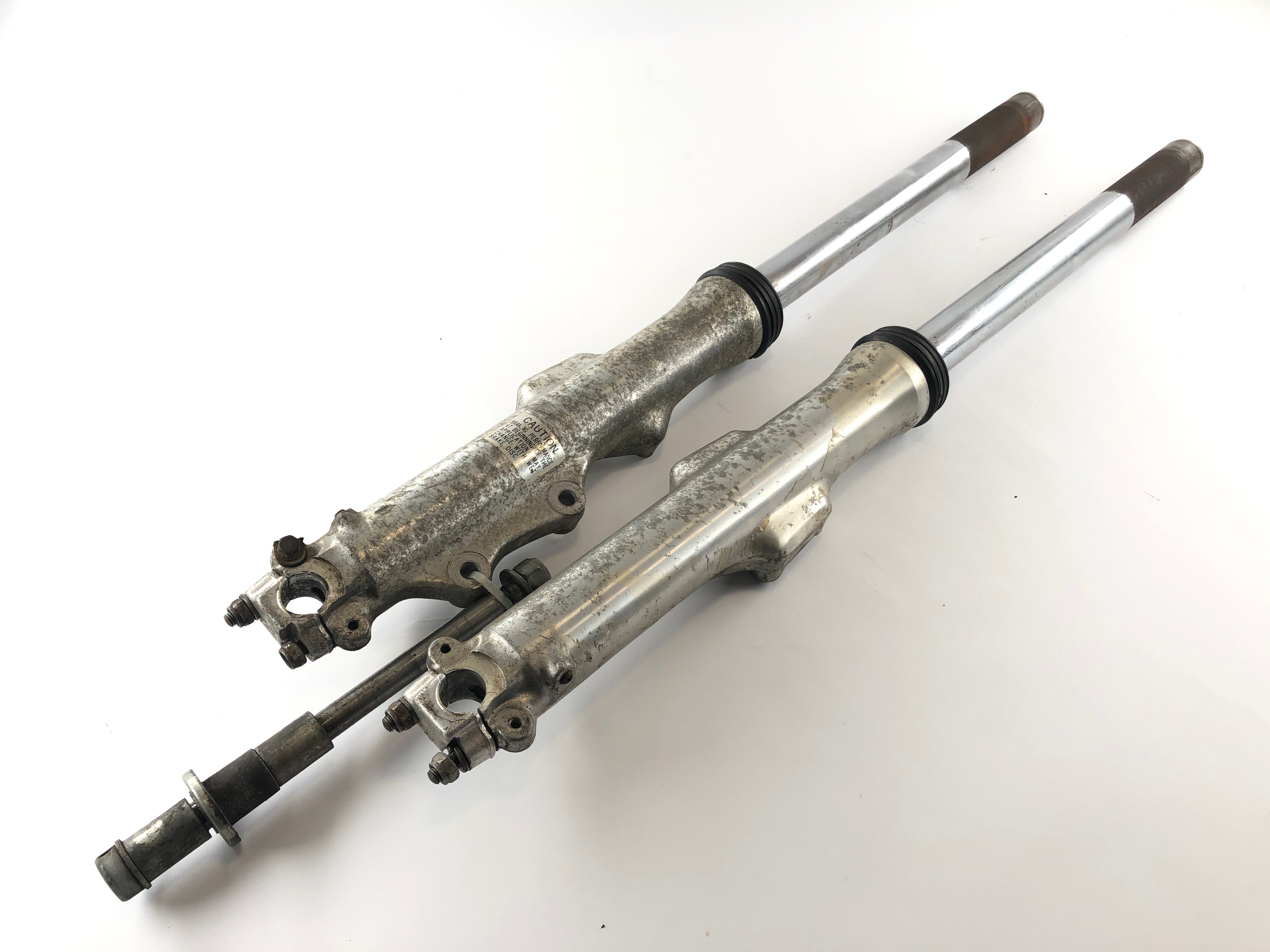 Suzuki T 500 [GT 500] - Fork Telescopic fork with axle