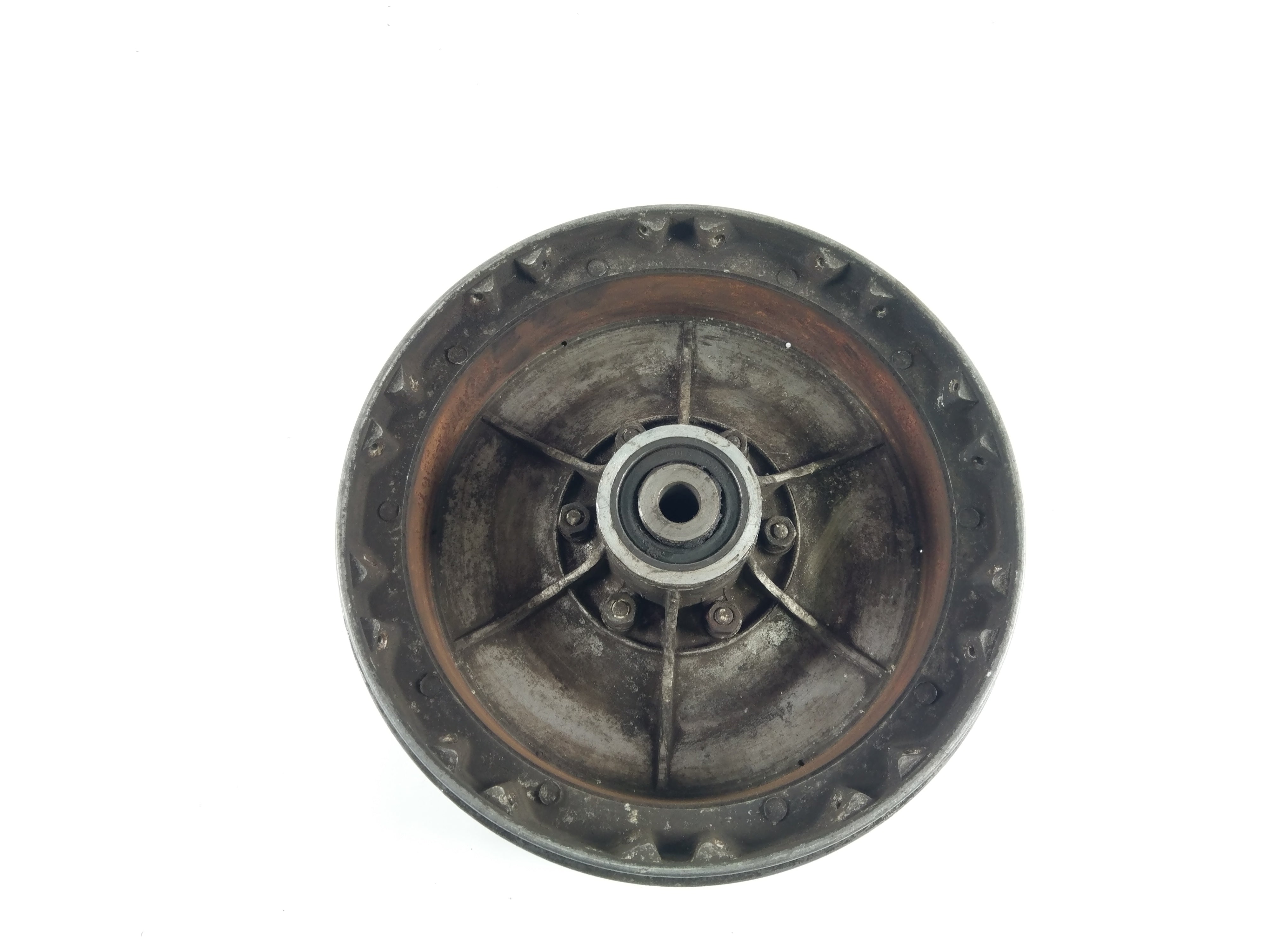 Moto GUZZI V7 850 GT - WIEL HUB VOOR SPOKE VOORDAAN