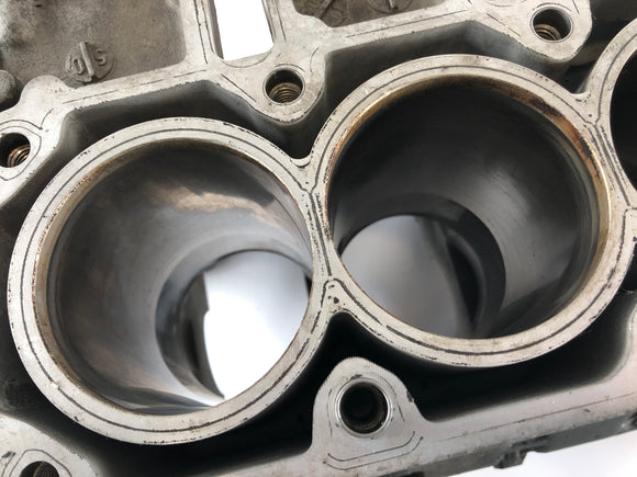 BMW K 1200 RS [2001] - Cilinder met zuigermotorbehuizing