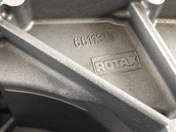 can on the Spyder SM5 [2009]  - 左ポリホイールカバーのモーターの蓋