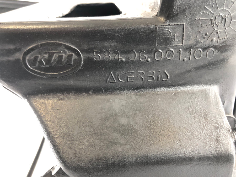KTM 640 LC4 Prestige [2003] - Caja de filtro de aire Airbox