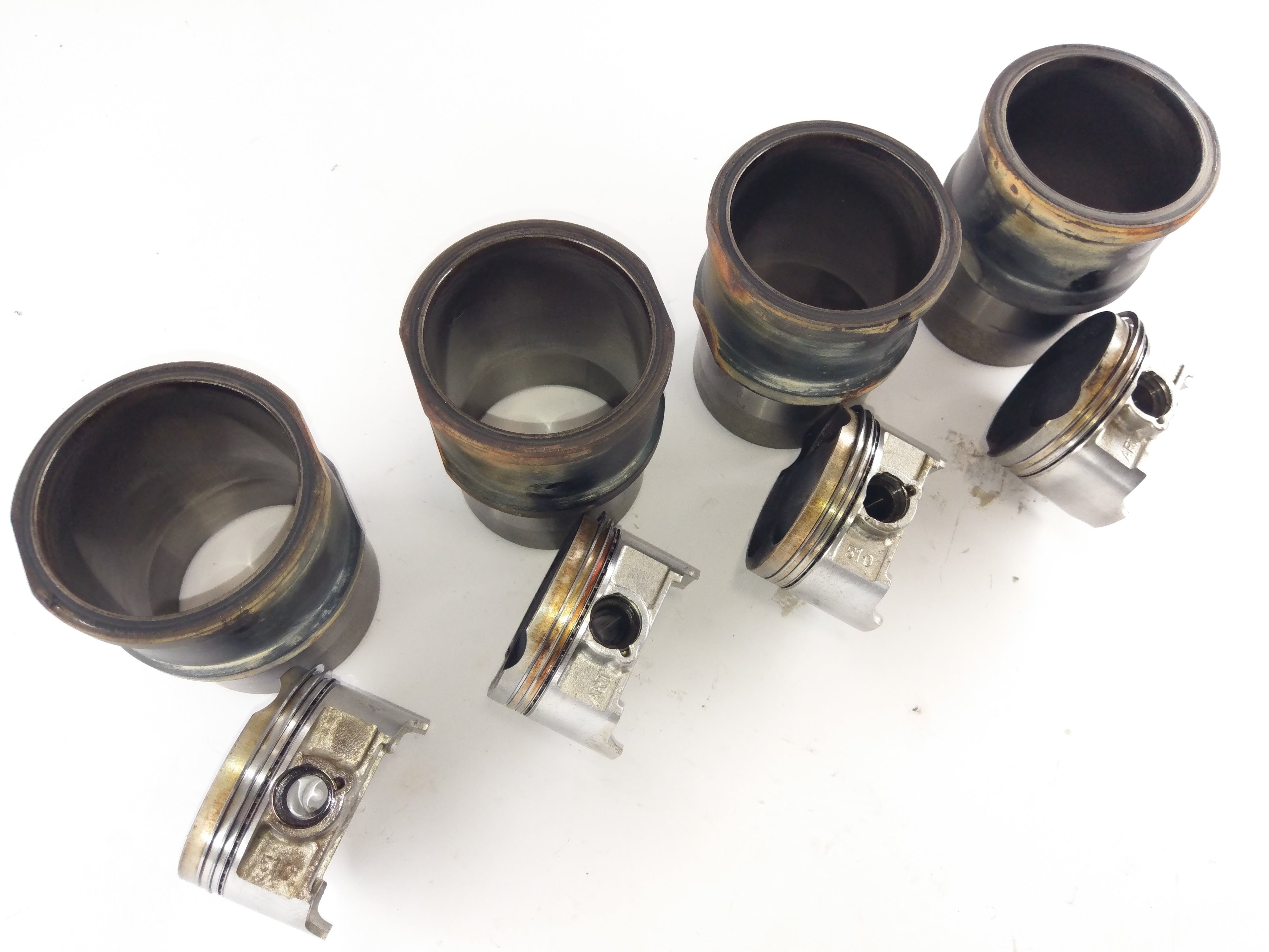 Triumph Trophy 1200 T300E [1996] - Cylinder liners with piston set