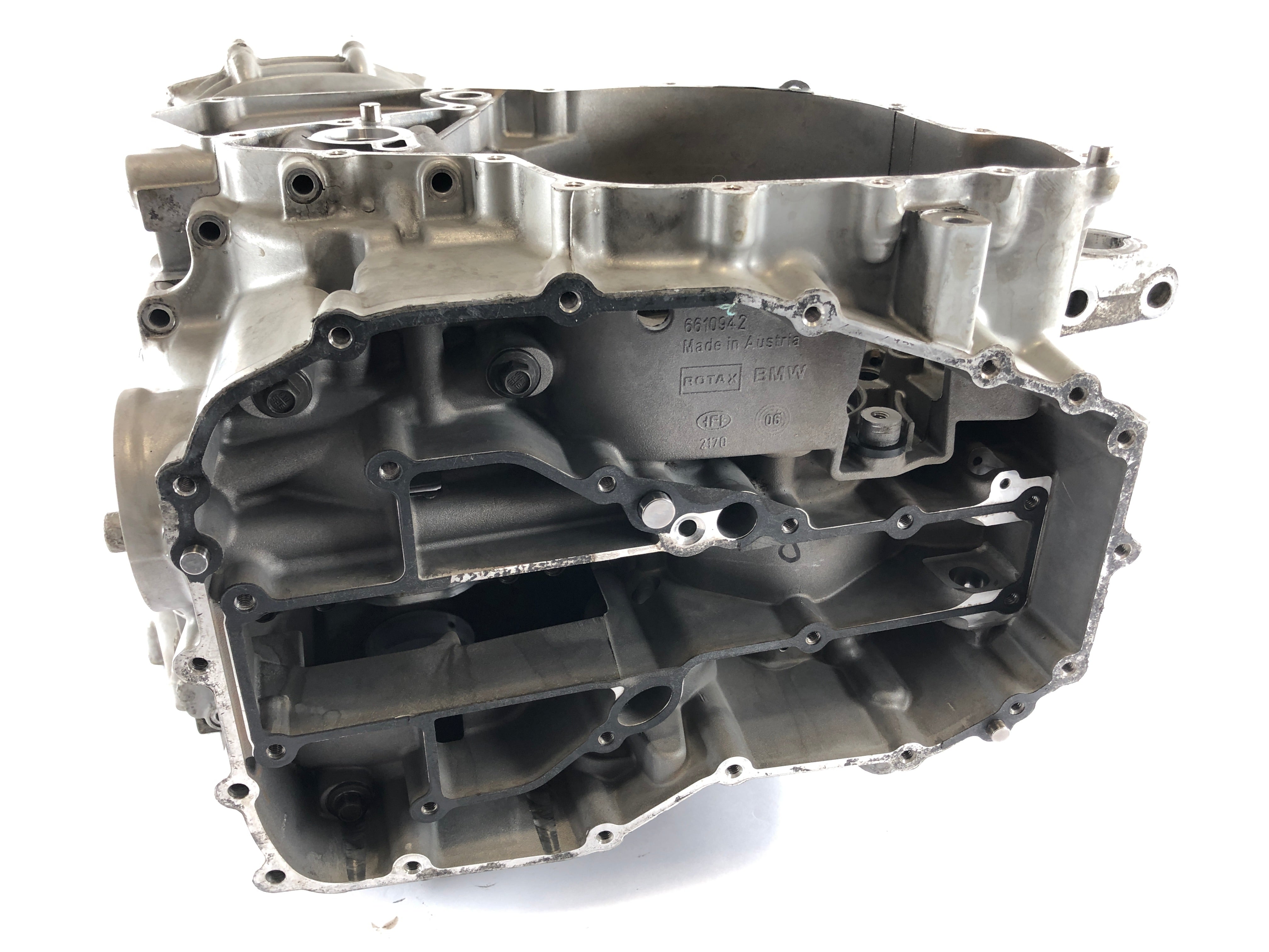 BMW F 800 S [2007] - Engine housing with cylinder liners and pistons