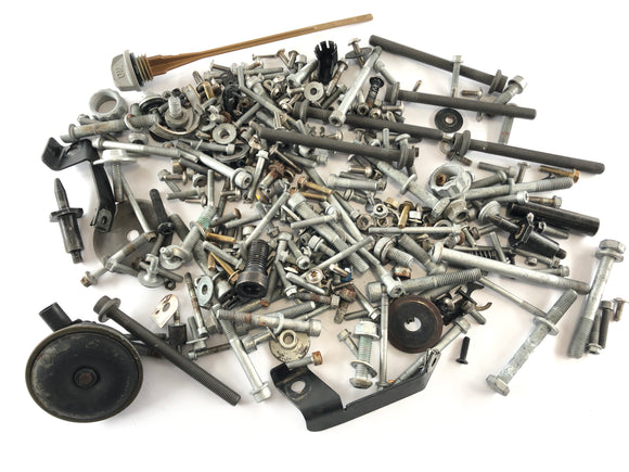 BMW F 800 ST [2006] - Remaining parts and screws bundle