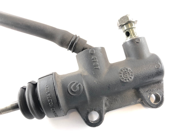 Moto Guzzi Stelvio 1200 8V [2011] - Brzdové čerpadlo za sebou