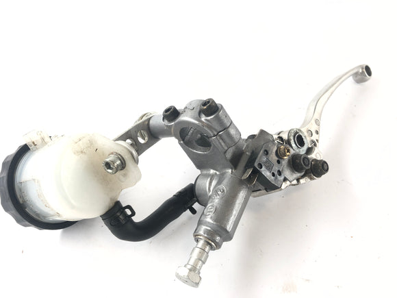 Ducati 900 SS [1992] - Bomba de freno en la bomba de freno de la mano delantera con palanca de freno