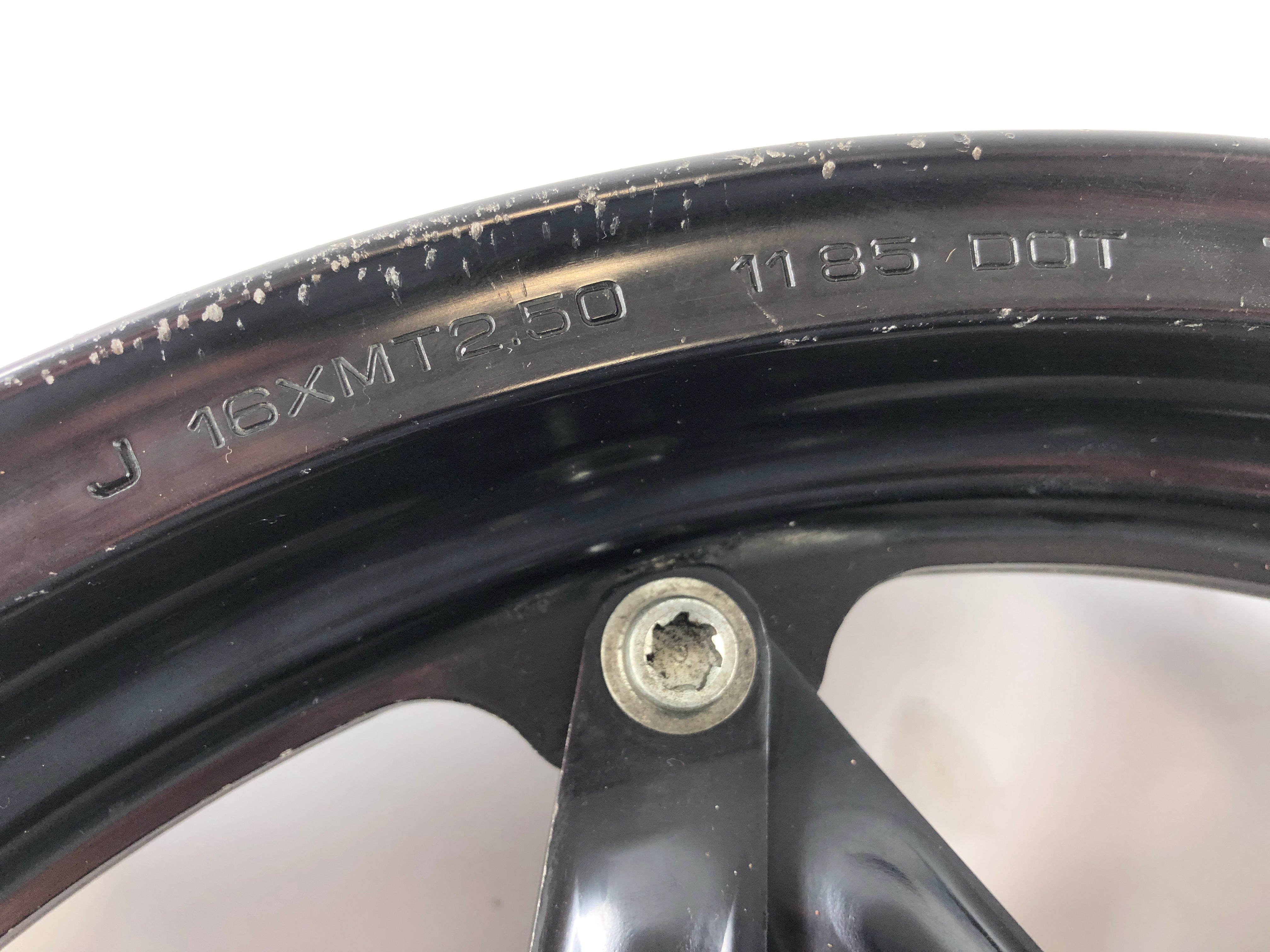 Honda NS 400 R NC19 [1985] - Rim with a flaw