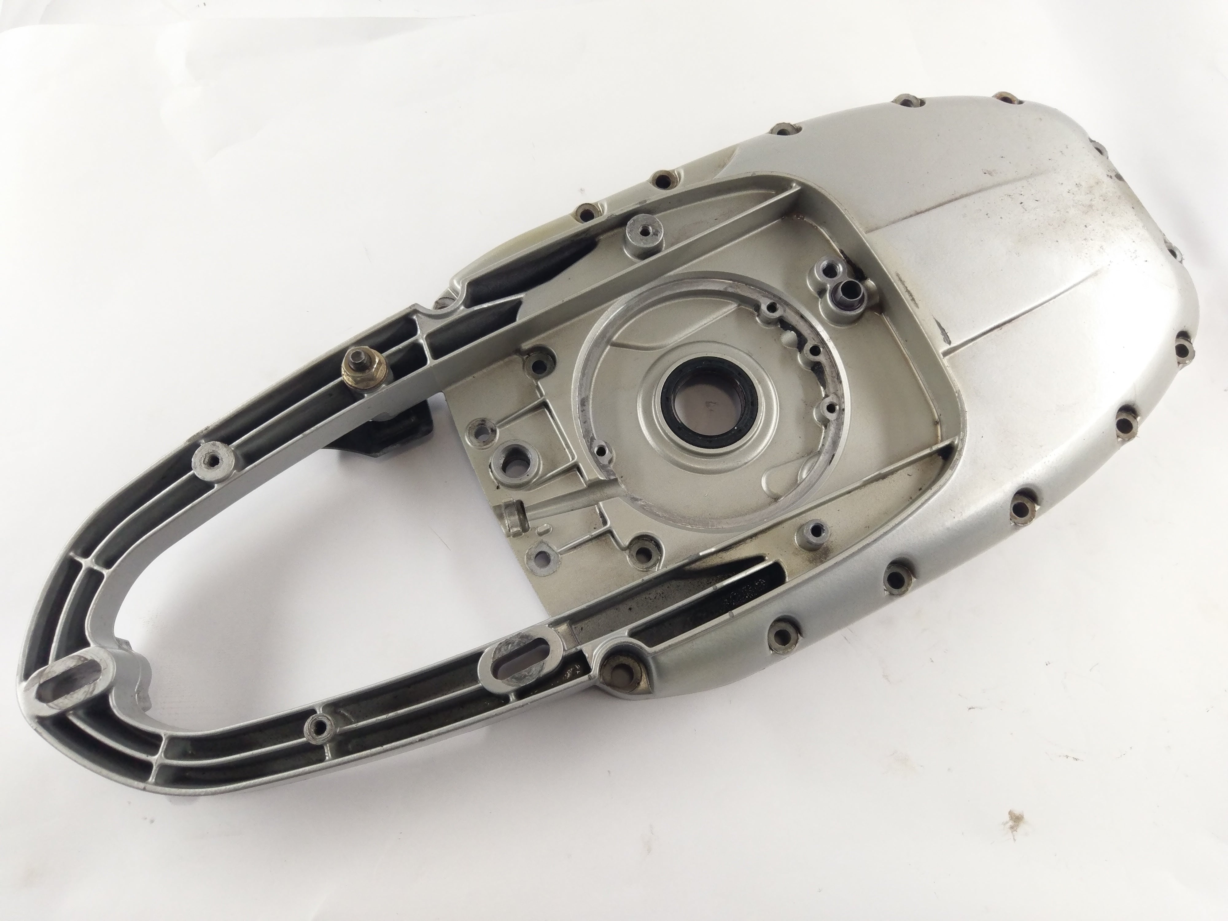 BMW R 1100 GS [1994] - Front cover inside engine cover