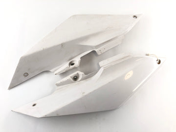 ヤマハWR 125 R DE07 [2016]  - 左と右の後部クラッディング - 0