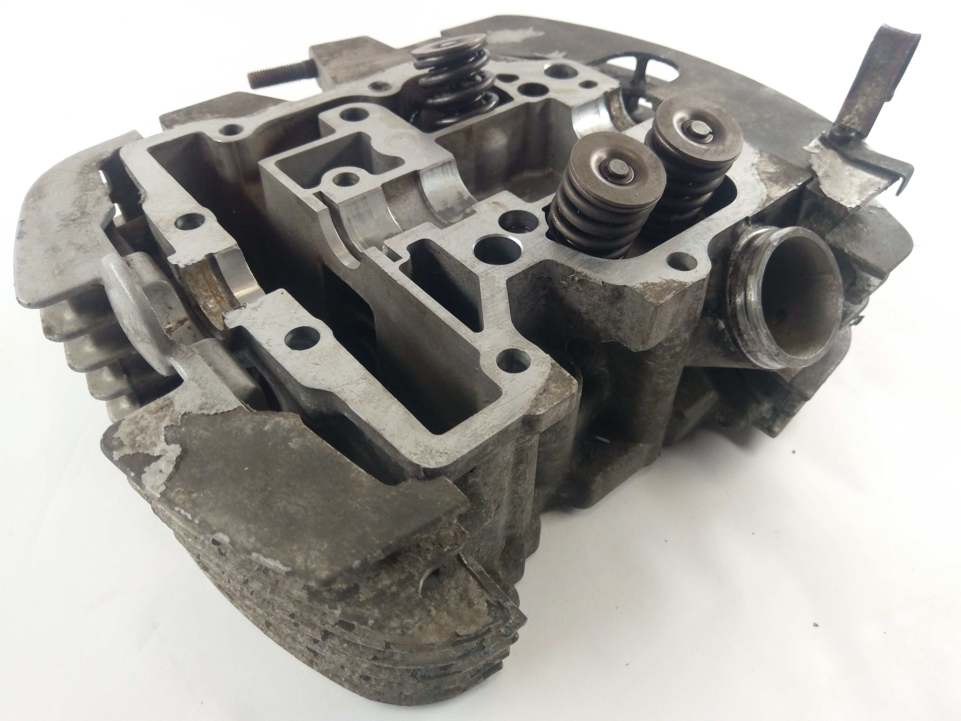 Honda VT 1100 SC32 [1999] - Cylinder head