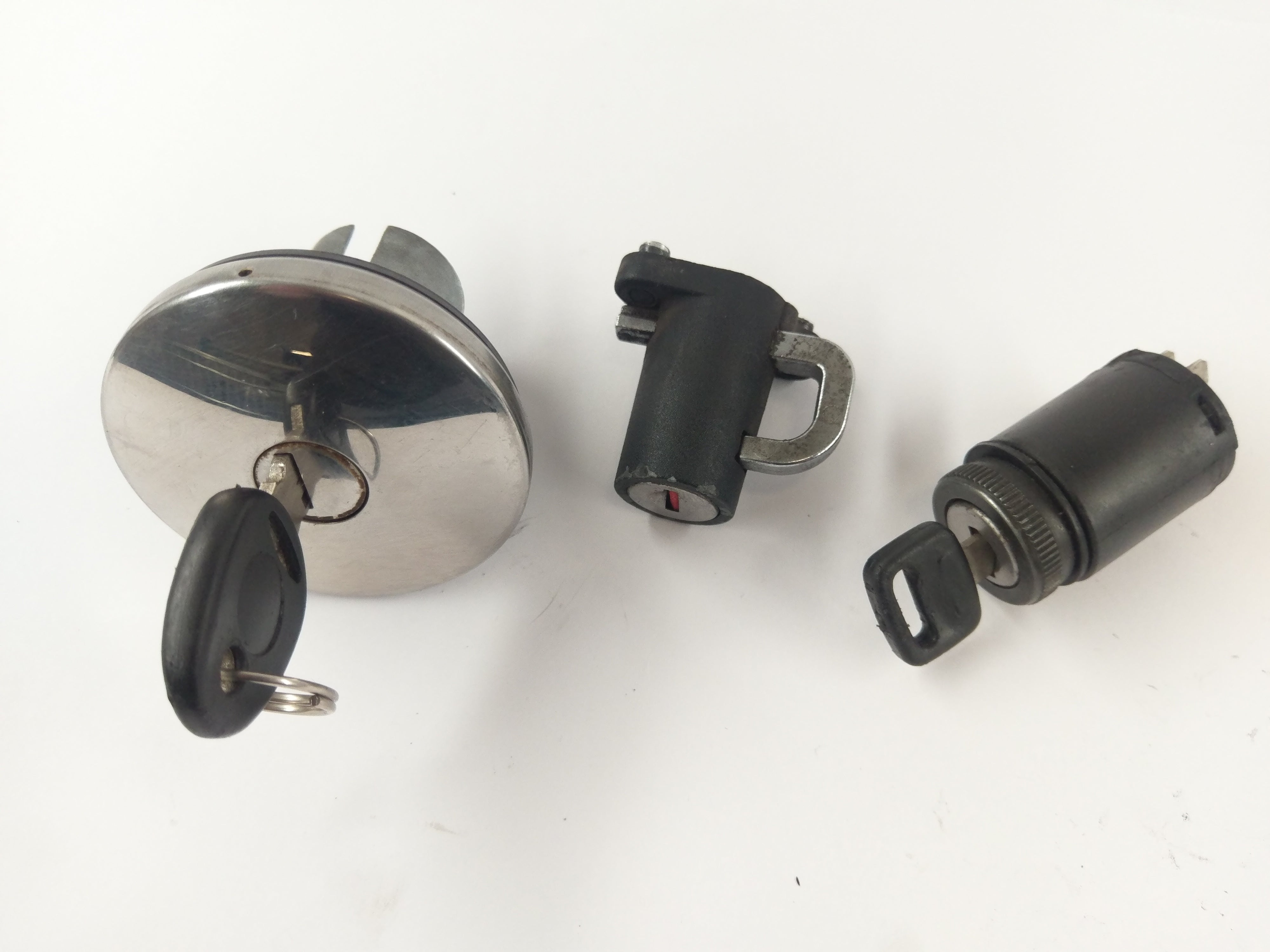 Moto Guzzi Nevada 750 LK [2001] - Locksmith Ignition Gap Tanl Lid Lock Lock