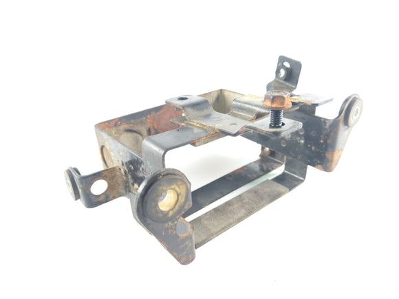 Suzuki DR 650 SP41B - Batteriboksbatterierom