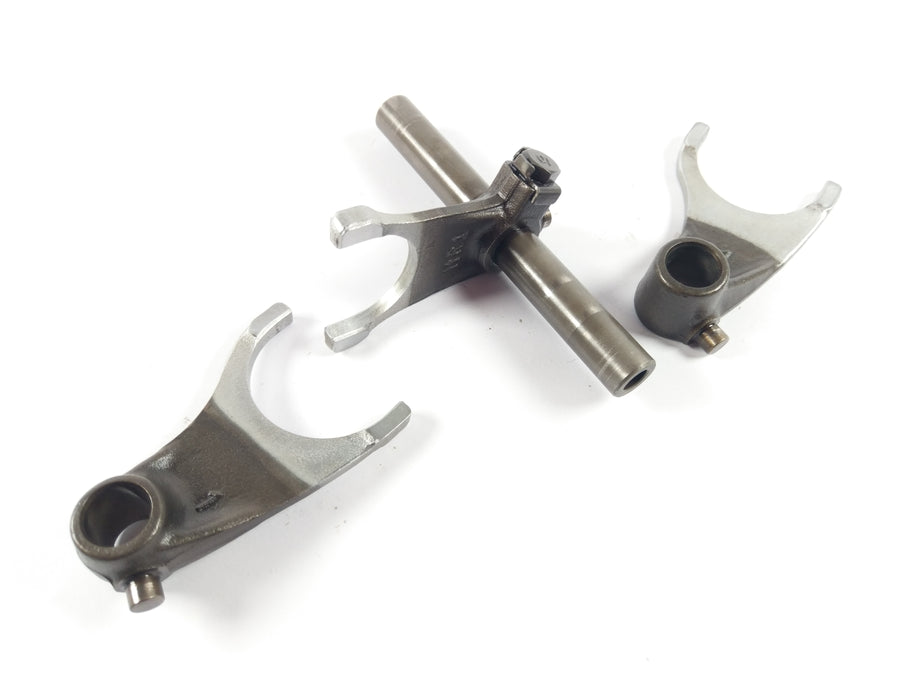 Honda NTV 650 RC33 - Shift forks with shaft