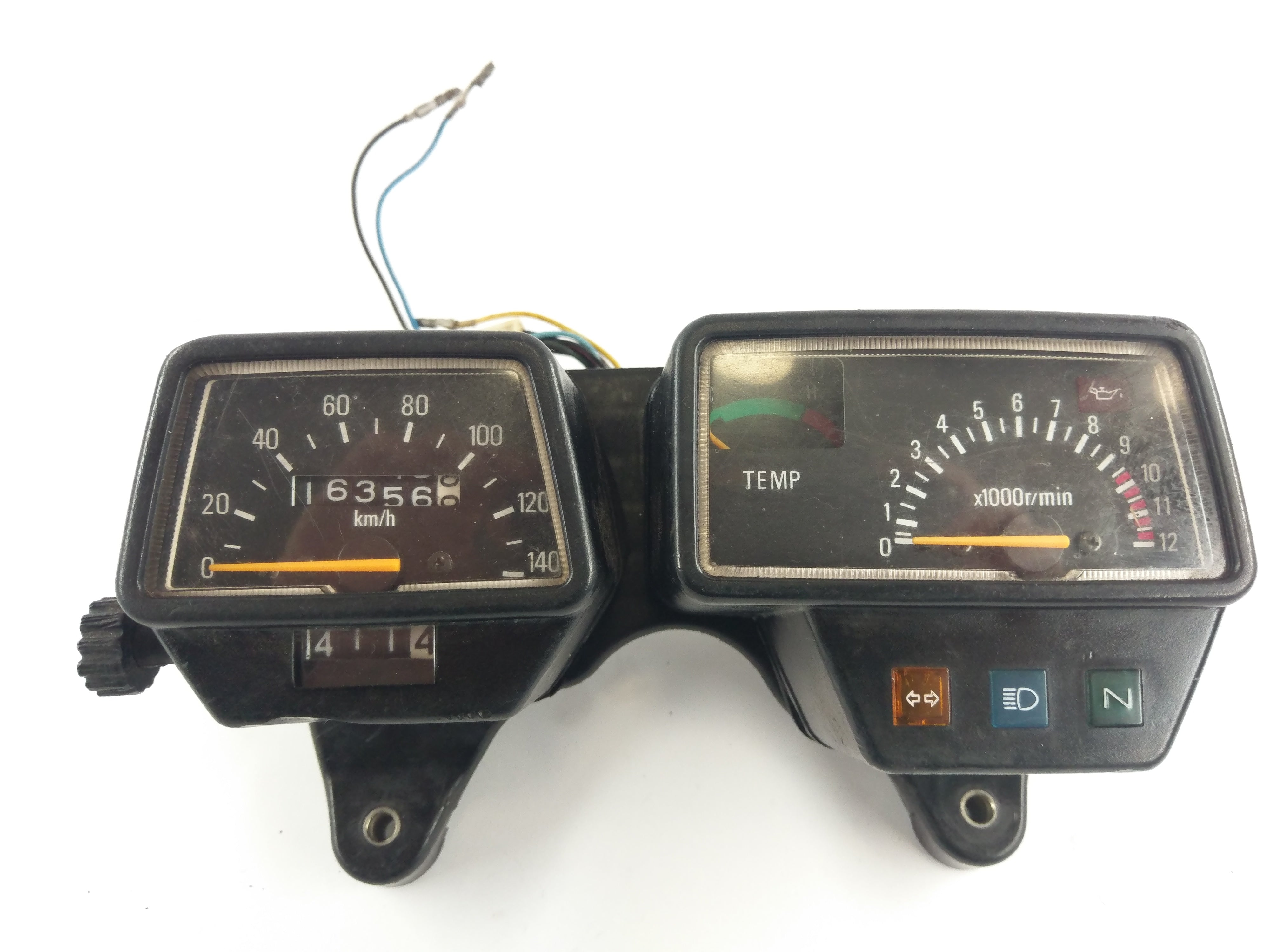 Yamaha DT 125 LC 10V [1982] - Speedometer cockpit fitting