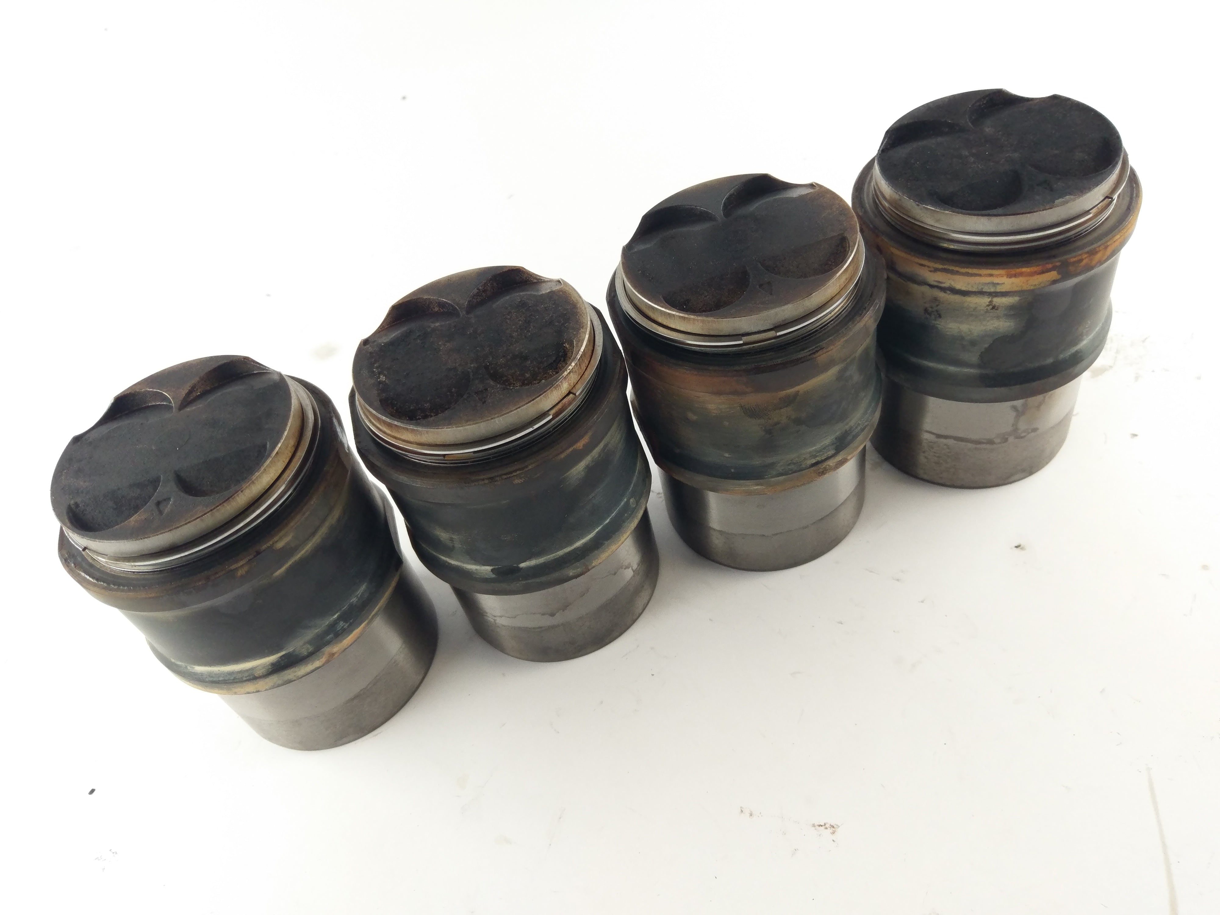 Triumph Trophy 1200 T300E [1996] - Cylinder liners with piston set