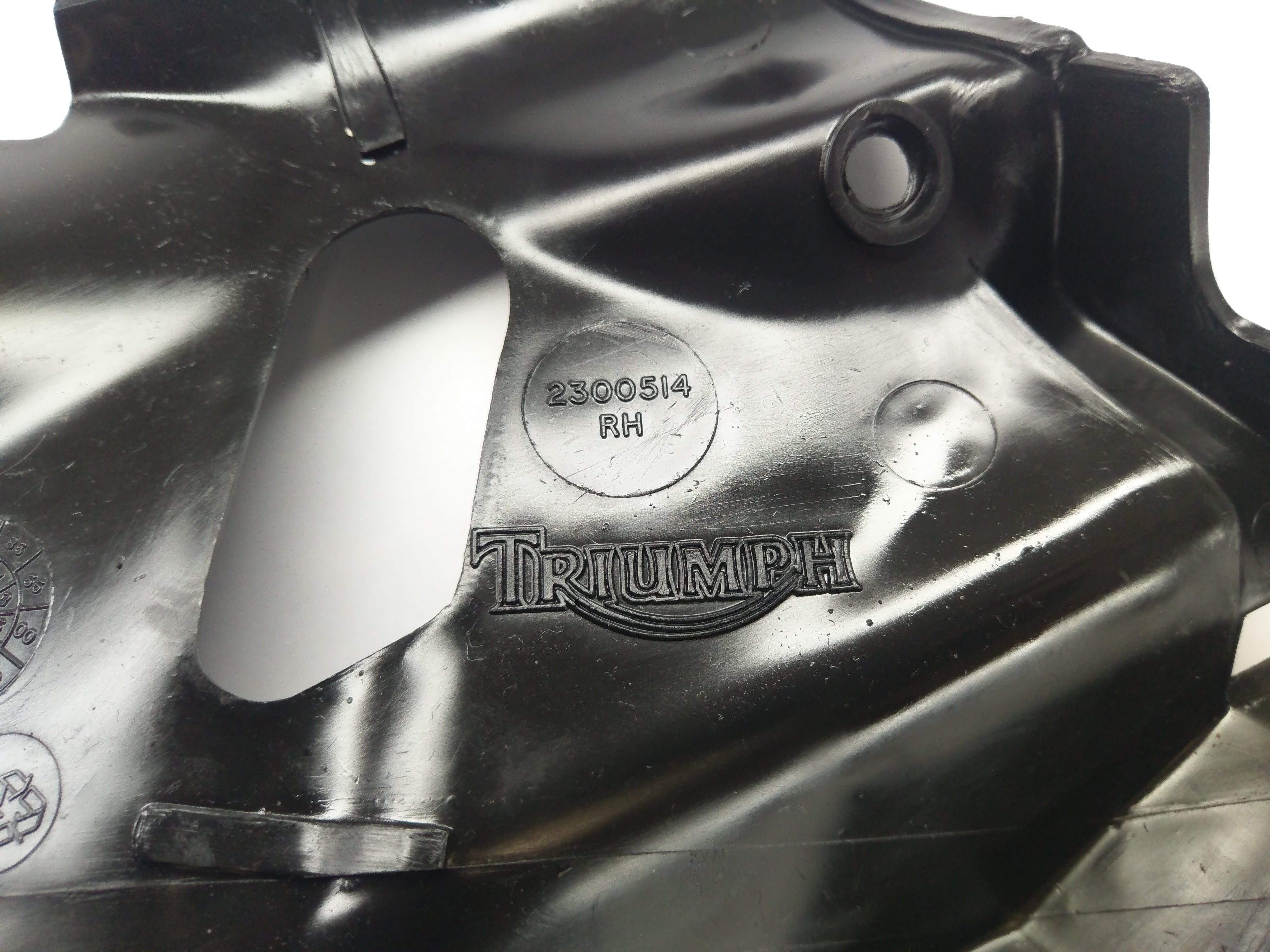 Triumph Trophy 1200 T300E [1996] - Cylinder cover cover left and right