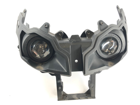 Can on the Spyder SM5 [2009] - fari principali dei fari