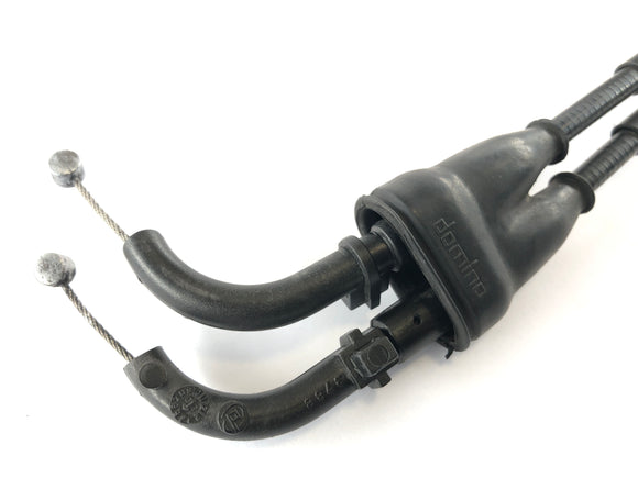 KTM 640 LC4 Prestige [2003]  - 燃气列车开瓶器，近距离