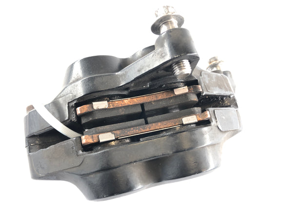 Yamaha v -max 1200 2en [1997] - тормозный суппорт спереди справа