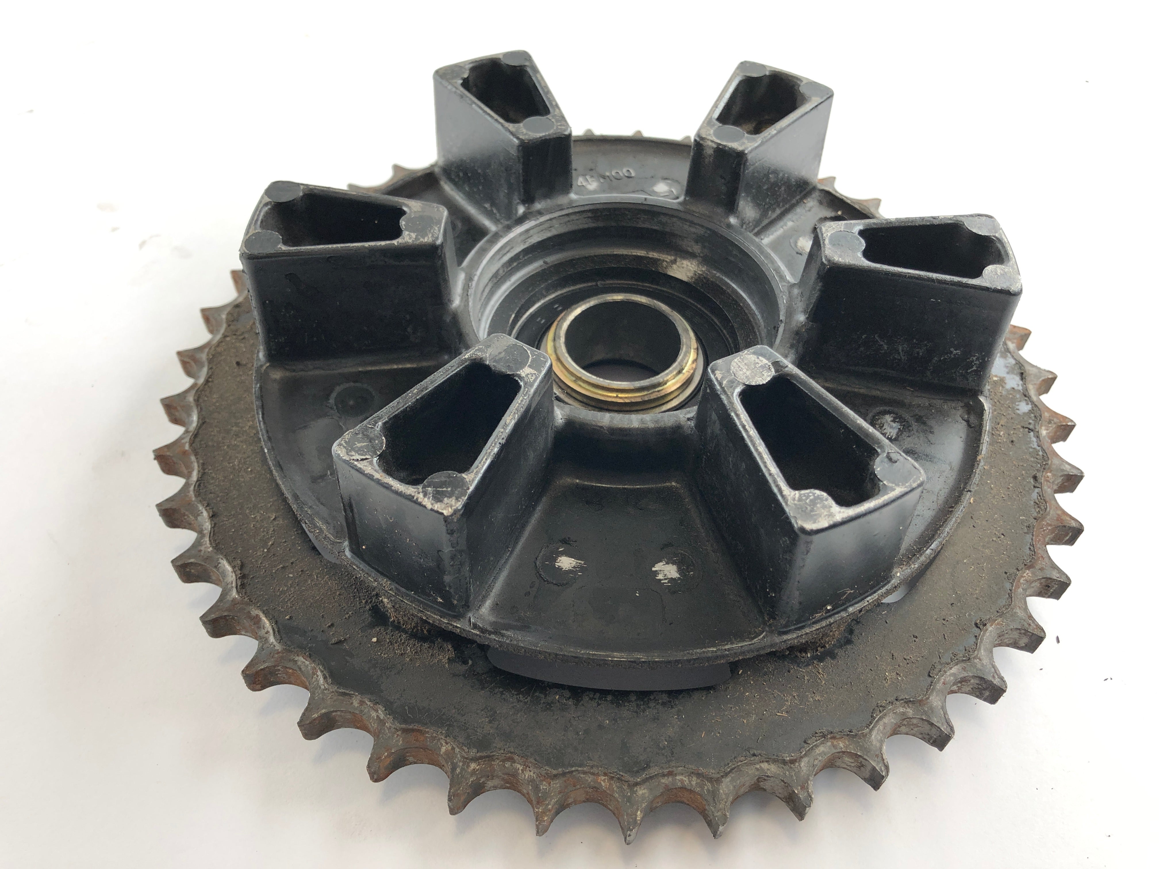 Yamaha YZF 750 R 4HN [1995] - Sprocket carrier with sprocket