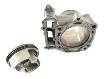 Suzuki DL 1000 V -STROM [2006] - Cylinder z tłokami z przodu - 0