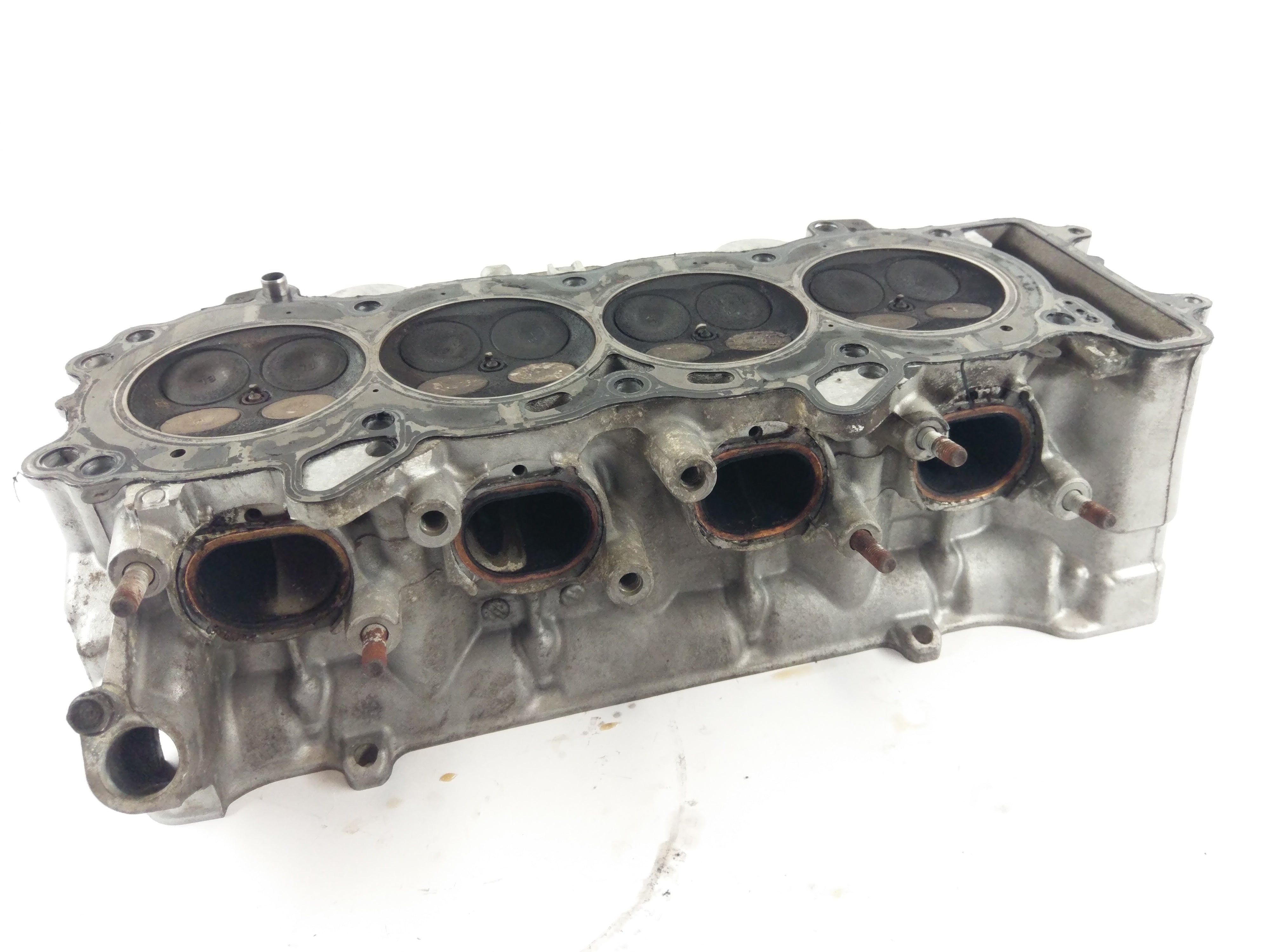 Honda CBR 1000 RR SC57 [2004] - Cylinder head