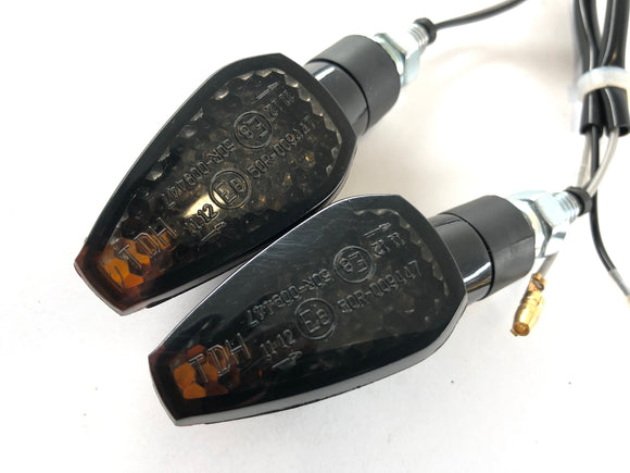 LED Blinker z opornościami czarnymi [z E -Test Mark] - Yamaha Kawasaki Suzuki Ducati Ktm