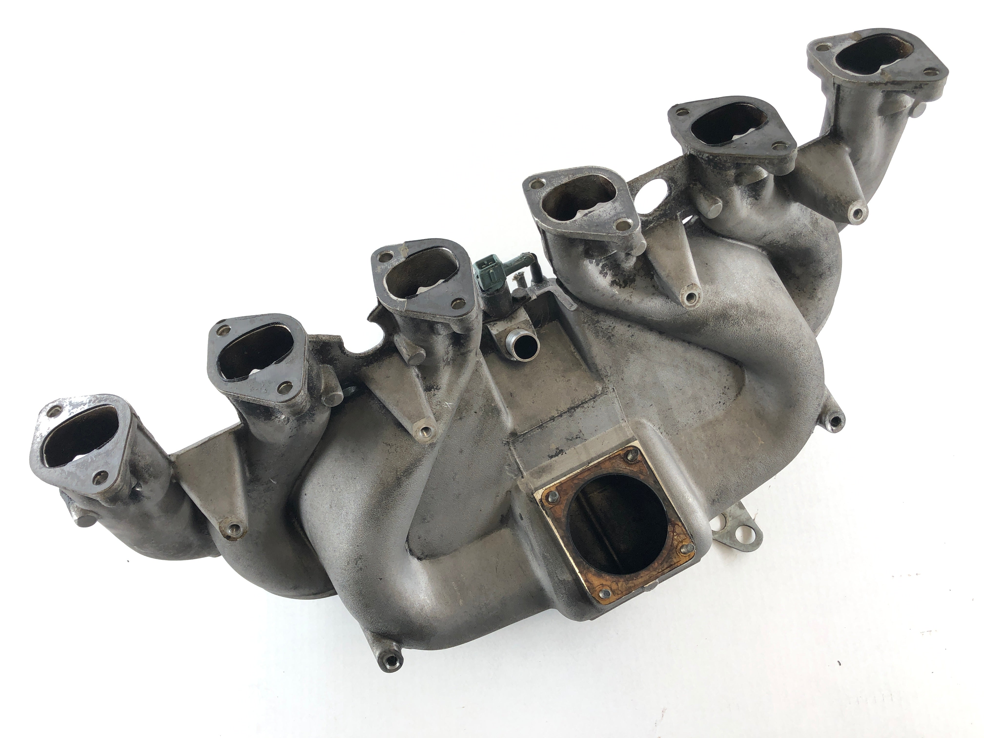 BMW M 535i E28 [1986] - intake manifold