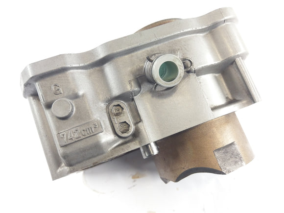 Honda XRV Africa Twin 750 RD07 [1997] - Sylinteri männän kanssa