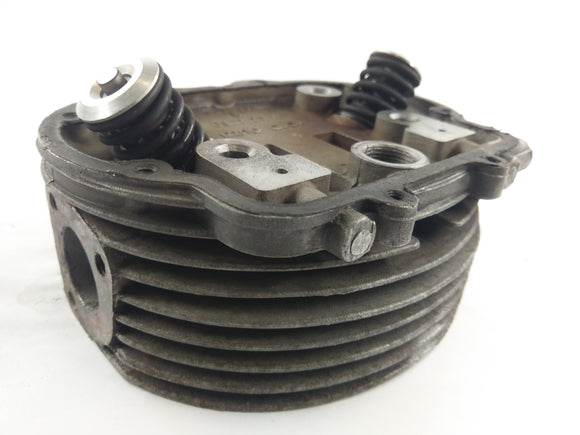 Moto Guzzi v7 Special [1970] - hlava válce